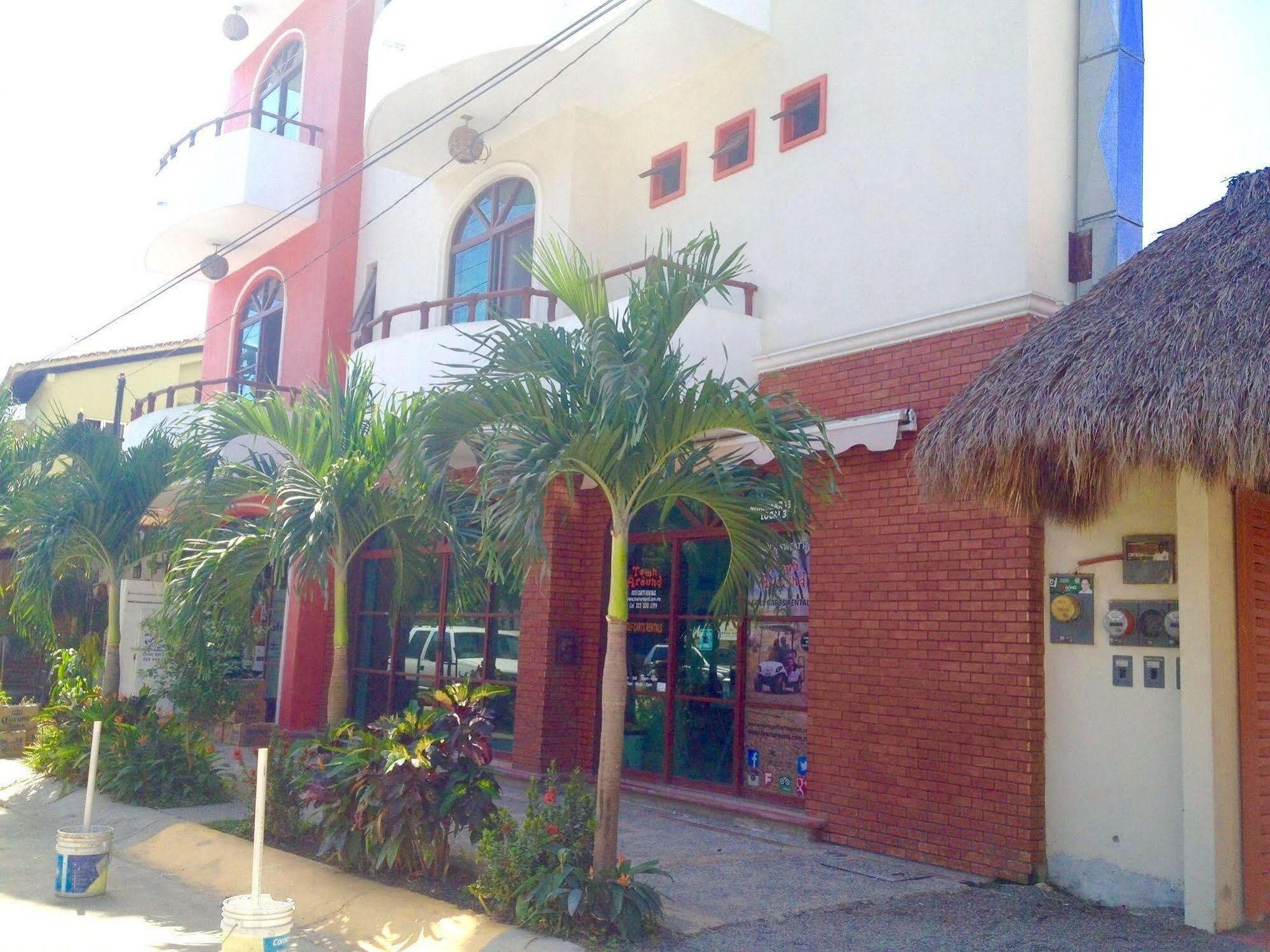 Hotel Y Suites Los Encantos Sayulita Esterno foto
